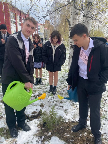 Аллея выпускников.